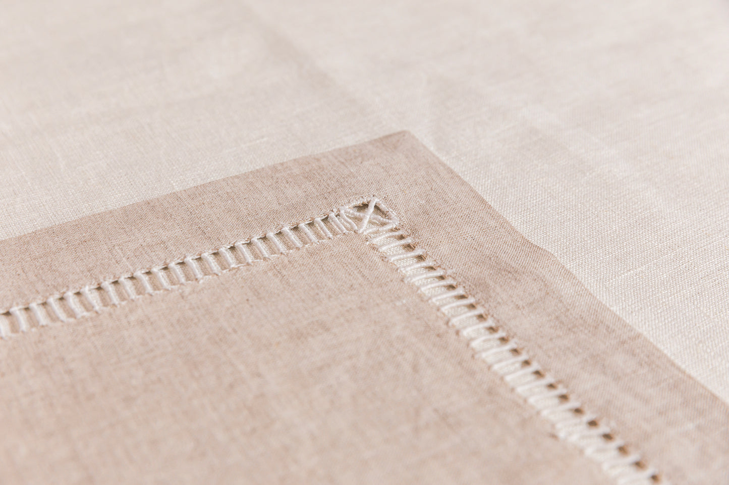 Simple Hemstitch - Placemats (Beige Linen)