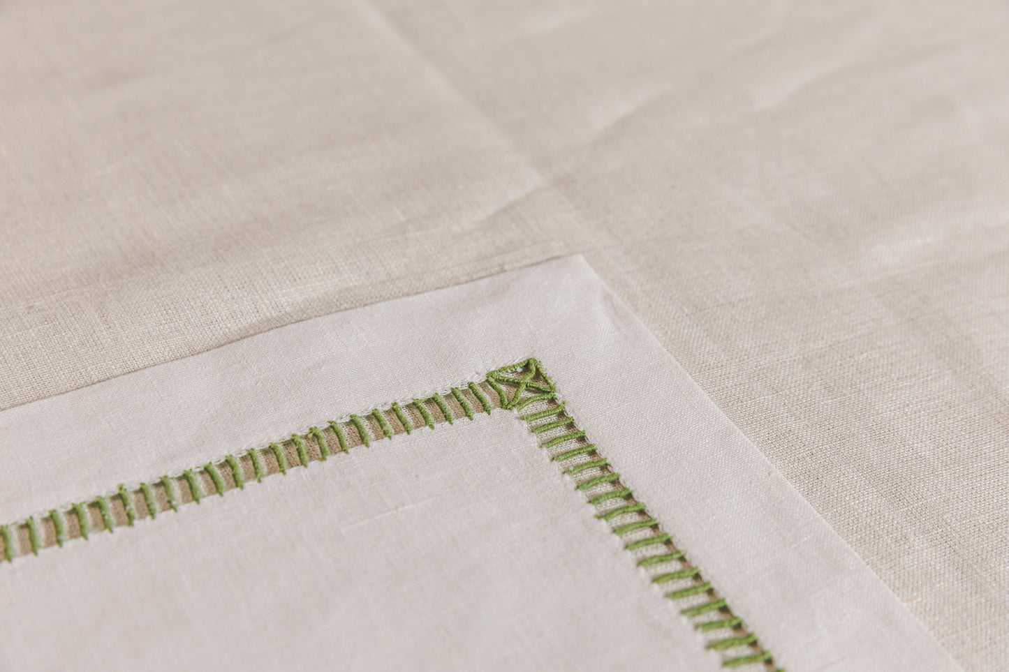 Simple Hemstitch - Napkins (White Linen)