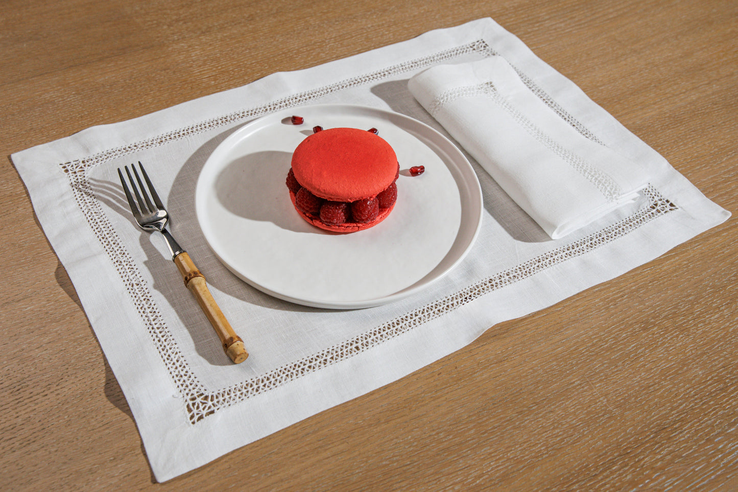 Criss Cross Hemstitch - Placemats (White Linen)